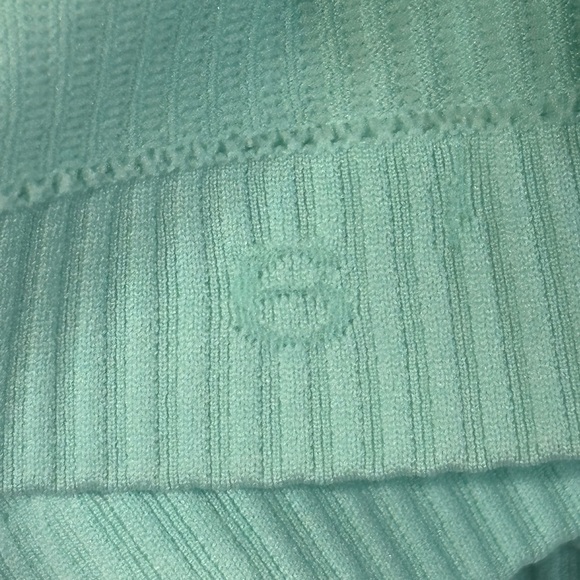 3 lululemon athletica Tank Tops in Burgundy, Brown, and Mint Size 6 - Picture 9 of 12